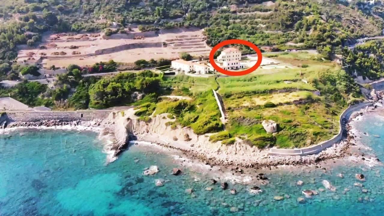 Holiday home Cluxury-torre Dei Saraceni Boutique By The Sea Beach, Pool,private Jacuzzi, Parking